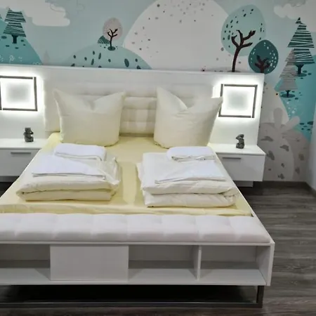 Schlossstrasse Apartmán